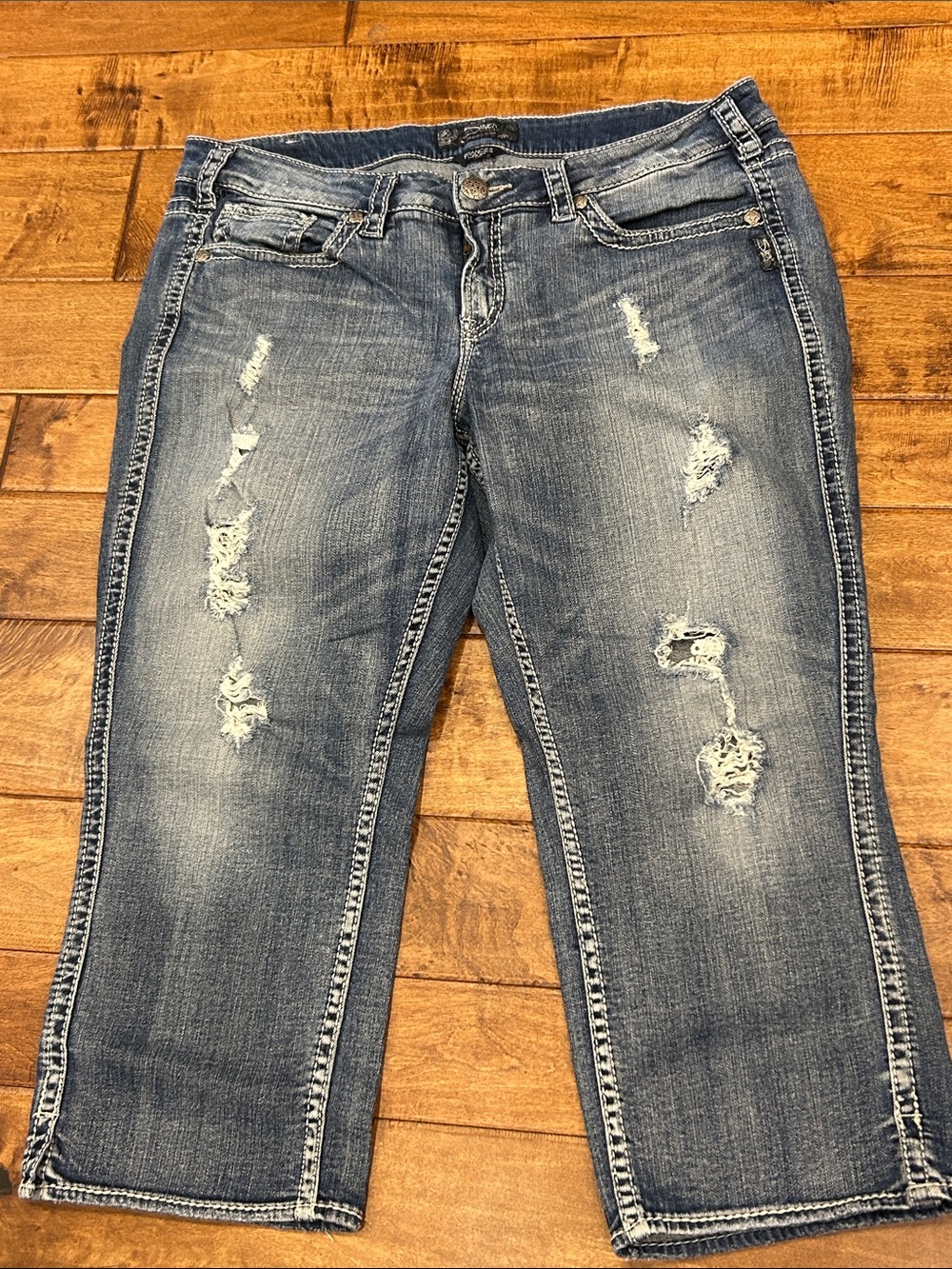 Silver Jeans Medium Blue Distressed Cropped Ankle Jeans